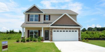 U.S. 30-Year Mortgage Rates Dip to 6.27%, Sparking Cautious Optimism in Housing Market
