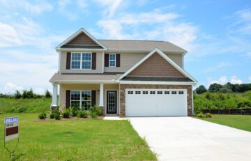 U.S. 30-Year Mortgage Rates Dip to 6.27%, Sparking Cautious Optimism in Housing Market